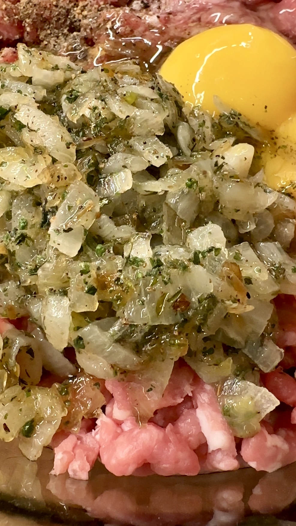 aromatyczna cebula, mielone kotlety, gołąbki
